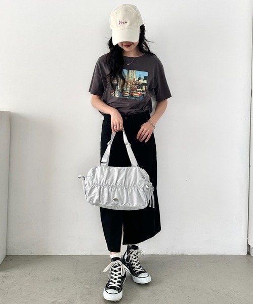 THE NORTH FACE(ザノースフェイス)の「【国内未発売】THE NORTH FACE(ザ・ノースフェイス)/ショルダートートバッグ ギャザーデザイン ロゴプレート/BONNEY SR SHOULDER TOTE(ショルダーバッグ・レディース・ブラック/ライトグレー・FREE)」の11枚目の写真