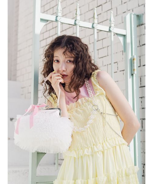 FURFUR(ファーファー)の「ボリュームシャーリングワンピース(ワンピース・レディース・イエロー/ネイビー/ホワイト・F)」の11枚目の写真