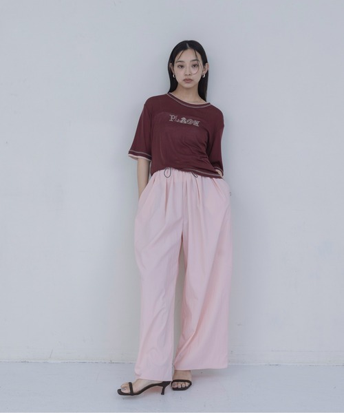 Eimee Law（エイミーロウ）の「ナイロンワッシャー タックワイドパンツ（その他パンツ・レディース・ピンク/ダークベージュ/ブラック・FREE）」の4枚目の写真