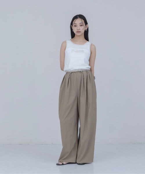 Eimee Law（エイミーロウ）の「ナイロンワッシャー タックワイドパンツ（その他パンツ・レディース・ピンク/ダークベージュ/ブラック・FREE）」の18枚目の写真