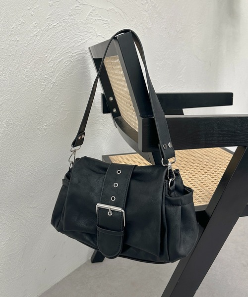 apres jour mignon（アプレジュールミニョン）の「【apresjour mignon×ARIAZ】メッセンジャーバッグ（ハンドバッグ・レディース・ピンク/ダークブラウン/ブラック・ONESIZE）」の4枚目の写真