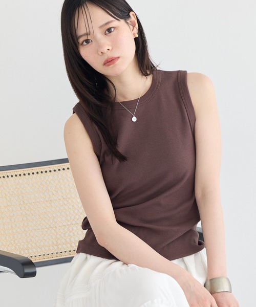earth music&ecology（アースミュージックアンドエコロジー）の「【WEB限定】リブタンクトップ（タンクトップ・レディース・ブラック/アイボリー/レッド/グリーン/ブルー/チャコールグレー/モカ/ミント/ライトグレー/その他/ブラウン・S/M）」の6枚目の写真