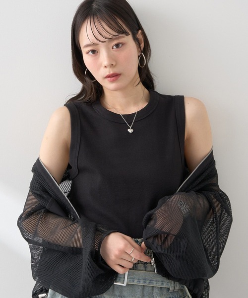 earth music&ecology（アースミュージックアンドエコロジー）の「【WEB限定】リブタンクトップ（タンクトップ・レディース・ブラック/アイボリー/レッド/グリーン/ブルー/チャコールグレー/モカ/ミント/ライトグレー/その他/ブラウン・S/M）」の3枚目の写真