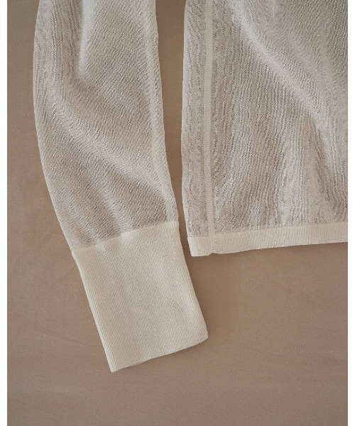 anuke(アンヌーク)の「anuke Sheer Henley Knit(ニット/セーター・レディース・ダークブラウン/オフホワイト・FREE)」の7枚目の写真