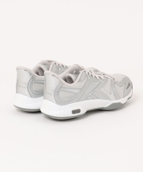 Reebok(リーボック)の「Reebok リーボック EASYTONE レディーススニーカー ウォーキングシューズ(イージートーン) 169099 100274315 グレー/グレー/ホワイト(スニーカー・レディース・グレー・22.5cm/23.0cm/23.5cm/24.0cm/24.5cm/25.0cm/25.5cm/26.0cm)」の2枚目の写真