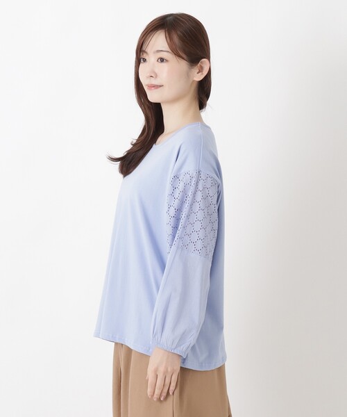 one'sterrace(ワンズテラス)の「異素材刺繍切替プルオーバー(Tシャツ/カットソー・レディース・ブラック系8/ブルー系その他7/ホワイト系9・02)」の5枚目の写真