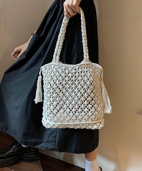 Mignonjour(ミニョンジュール)の「Mignonjour/透かし編みトートバッグ M2937(トートバッグ・レディース・ブラウン/ホワイト・FREE)」の4枚目の写真