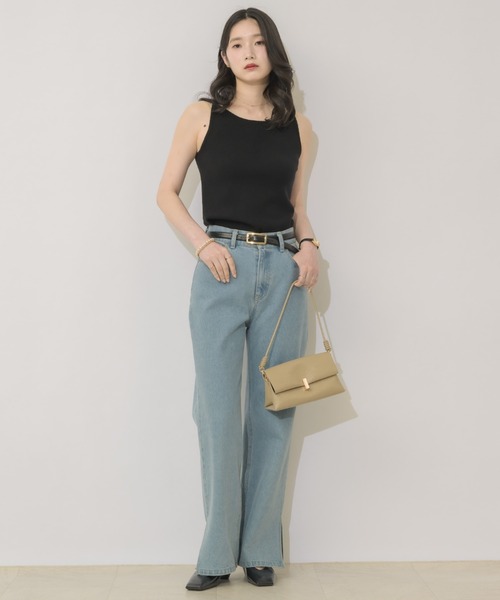 NEUNA(ヌナ)の「【夏から秋へ、季節をつなぐ一着。】ボートネックニットキャミ(キャミソール・レディース・ブラック/レッド/アイボリー・FREE)」の14枚目の写真