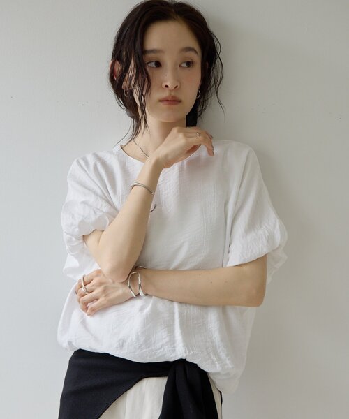 DISCOAT(ディスコート)の「【Noka/WEB限定】バルーンブラウス(シャツ/ブラウス・レディース・ネイビー/オフホワイト/ブラック・FREE)」の6枚目の写真