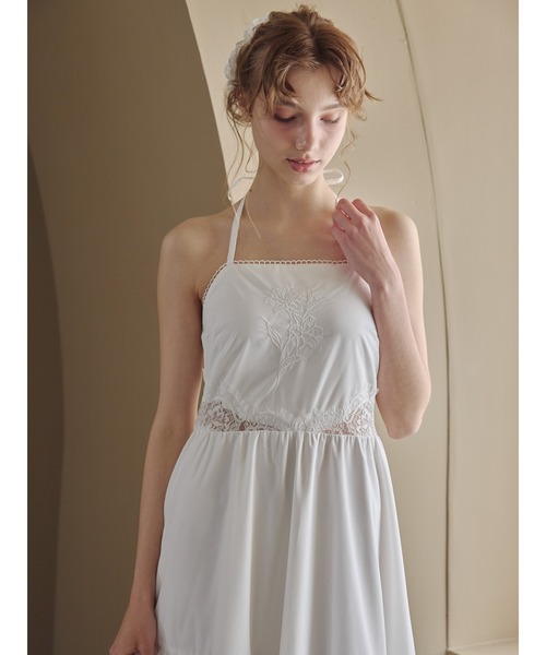 etre loin(エトルワン)の「リリーエンブロイダリーエプロンロングワンピース / Lily embroidered apron long dress(ワンピース・レディース・ミント/ブラック/ホワイト・M)」の5枚目の写真