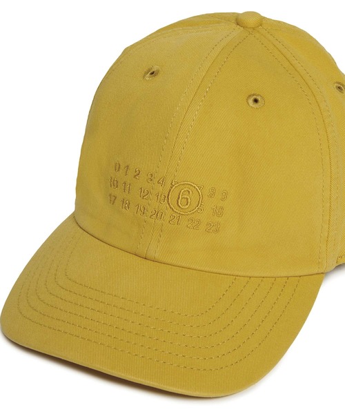MM6 Maison Margiela(エムエムシックス メゾン マルジェラ)の「MM6 Maison Margiela(エムエムシックス メゾン マルジェラ)Kids & Junior ブランドロゴキャップ(キャップ・キッズ・マスタード・Ⅱ)」の3枚目の写真