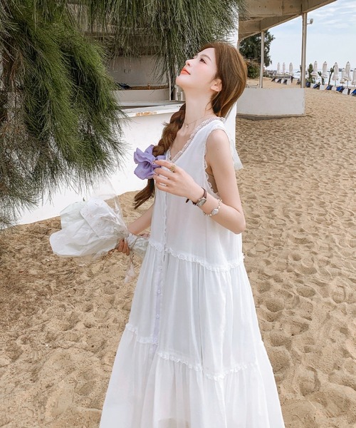 Alvia(アルビア)の「ティアードワンピース 袖なし(ロング丈)(シャツワンピース・レディース・ホワイト/ライトブルー・M)」の13枚目の写真