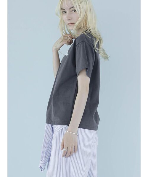 :ETHROF（イーサオブ）の「TIME LOGO PRINT T-SHIRT（Tシャツ/カットソー・レディース・グレー系/ホワイト・FREE）」の13枚目の写真