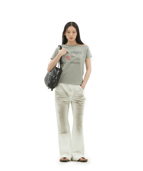 DEFGARMENTS(デフグラメンツ)の「WASHED BUCKLE FLARE DENIM (WHITE)(デニムパンツ・レディース・その他・SMALL/MEDIUM/LARGE)」の8枚目の写真