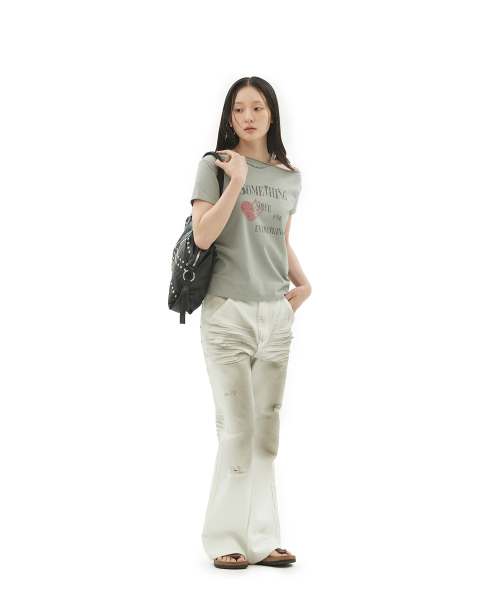 DEFGARMENTS(デフグラメンツ)の「WASHED BUCKLE FLARE DENIM (WHITE)(デニムパンツ・レディース・その他・SMALL/MEDIUM/LARGE)」の10枚目の写真