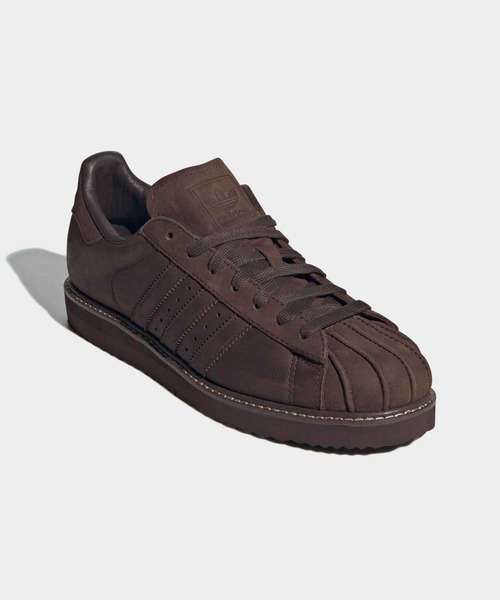 adidas（アディダス）の「スーパースター ラックス / SUPERSTAR LUX / アディダスオリジナルス adidas Originals（スニーカー・メンズ・ブラウン・29.0cm/28.5cm/28.0cm/27.5cm/27.0cm/26.5cm/26.0cm/25.5cm/25.0cm/24.5cm/24.0cm/23.5cm/23.0cm）」の4枚目の写真