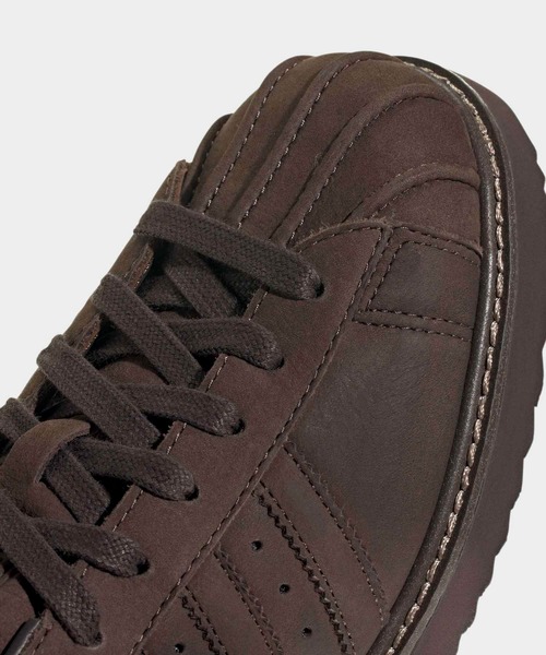 adidas（アディダス）の「スーパースター ラックス / SUPERSTAR LUX / アディダスオリジナルス adidas Originals（スニーカー・メンズ・ブラウン・29.0cm/28.5cm/28.0cm/27.5cm/27.0cm/26.5cm/26.0cm/25.5cm/25.0cm/24.5cm/24.0cm/23.5cm/23.0cm）」の7枚目の写真