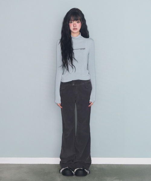 MIRECO(ミレコ)の「FLOWER LOW CODUROY PT CHARCOAL(その他パンツ・レディース・その他・1/2/3)」の2枚目の写真