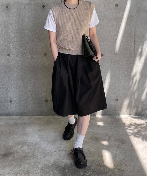 ISOOK(アイスー)の「メッシュソフトニットベスト(kiharu select) / サマーニット シアーニット タンクトップ ノースリーブ 夏ベスト(ベスト・レディース・ベージュ/アイボリー・FREE)」の1枚目の写真