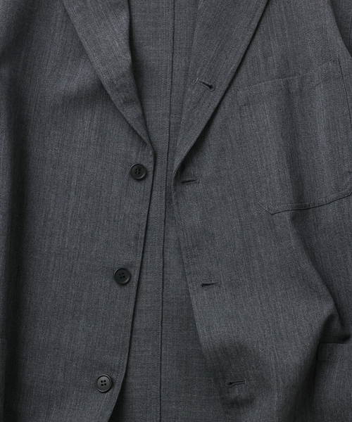 UNFOLLOW(アンフォロー)の「【FOLL / フォル】wool gabardine daily jacket(テーラードジャケット・メンズ・グレー・2/3)」の2枚目の写真