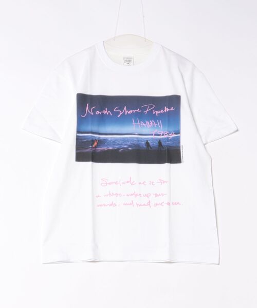 Revo.(レボ)の「【OFF SESSION / オフセッション】Photo Print T-shirts / 芝田満之コラボ サーフ フォトプリント グラフィックTシャツ / 丸胴シームレス仕様(ユニセックス)(Tシャツ/カットソー・メンズ・ホワイト系4/ホワイト系2/ホワイト系3/ホワイト系1/ホワイト系6/ホワイト系5・M/L)」の4枚目の写真