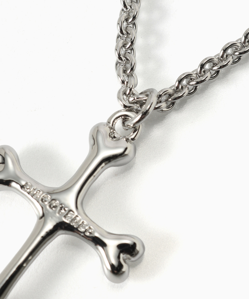 DISCOVERED(ディスカバード)の「DISCOVERED / ディスカバード BONE CROSS NECKLACE(ネックレス・メンズ・シルバー・FREE)」の4枚目の写真