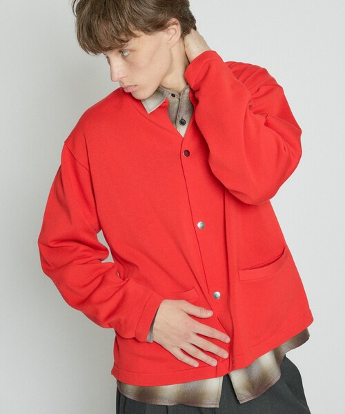 ABAHOUSE(アバハウス)の「ストレッチニット クルーネックカーディガン(カーディガン/ボレロ・メンズ・ベージュ/ダークネイビー/レッド・46/48)」の5枚目の写真