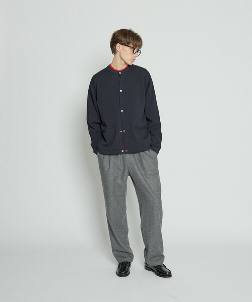 ABAHOUSE(アバハウス)の「ストレッチニット クルーネックカーディガン(カーディガン/ボレロ・メンズ・ベージュ/ダークネイビー/レッド・46/48)」の19枚目の写真