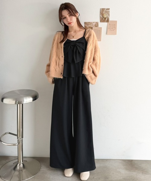 mily bilet(ミウィビレット)の「【mily bilet】ひと目で恋して、一枚で華やぐ♪ビッグリボンペプラムサロペット(サロペット/オーバーオール・レディース・グレー/ブラック・LARGE/X-LARGE/MEDIUM/SMALL)」の4枚目の写真