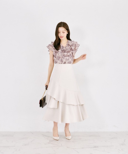 tocco closet（トッコ　クローゼット）の「ハート釦シャドーチェックラッフルフリルブラウス（シャツ/ブラウス・レディース・ブラック/モカ・M）」の6枚目の写真