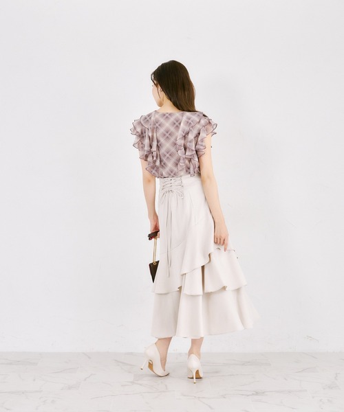 tocco closet（トッコ　クローゼット）の「ハート釦シャドーチェックラッフルフリルブラウス（シャツ/ブラウス・レディース・ブラック/モカ・M）」の9枚目の写真