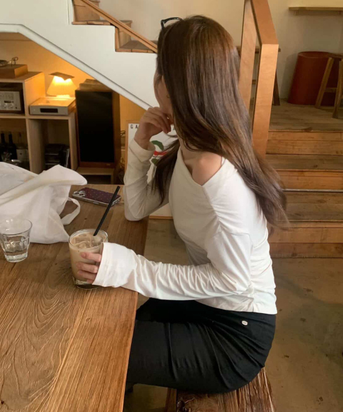 TTUDEMENT(トュードメント)の「DRAPED JERSEY BLOUSE_IVORY(シャツ/ブラウス・レディース・その他・FREE)」の2枚目の写真