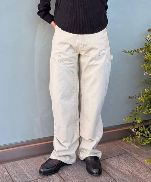 CONZ(コンズ)の「loose fit duck double knee pants(デニムパンツ・メンズ・ブラウン/ホワイト/チャコールグレー・1/2/3/4)」の1枚目の写真