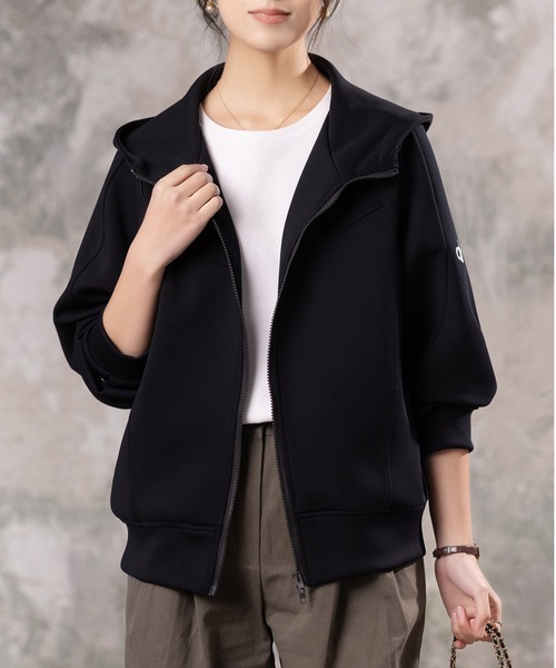 LUCPY(ラクピー)の「オーバーサイズジップパーカー(パーカー・レディース・ブラック・SMALL/X-LARGE/LARGE/MEDIUM)」の1枚目の写真