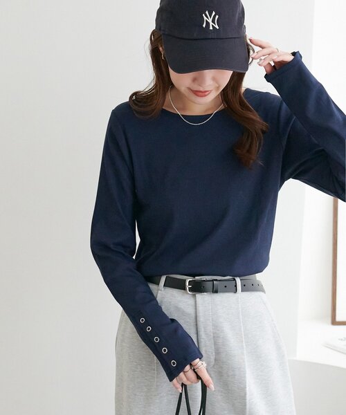 DISCOAT(ディスコート)の「リブ袖口ボタンロングスリーブ《WEB限定カラーあり》(Tシャツ/カットソー・レディース・ライトグレー/ブラック/ネイビー/グレー/ブラウン/レッド/モカ/ブルー系その他/アイボリー/グリーン系・FREE)」の20枚目の写真