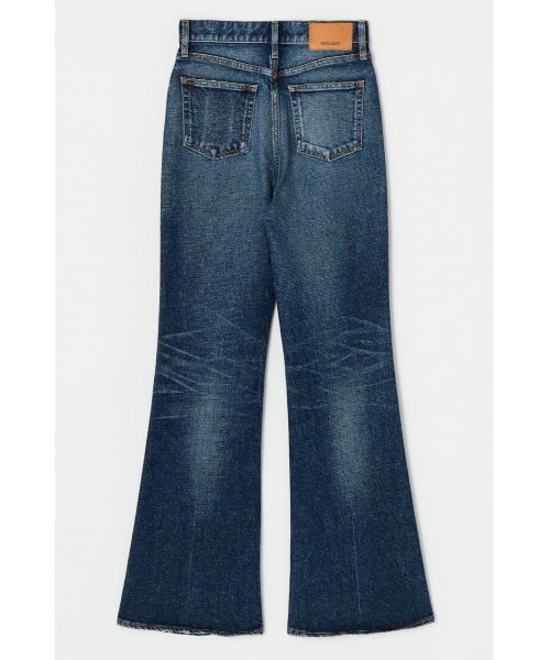 MOUSSY(マウジー)の「【シリーズ累計24万本販売】MVS D/BLU FLARE(デニムパンツ・レディース・ダークブルー・27inch/26inch/23inch/22inch/24inch/25inch/28inch)」の2枚目の写真