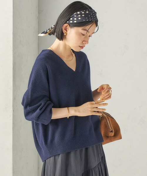 SHIPS(シップス)の「〈手洗い可能〉ウール カシミヤ V ネック プルオーバー(ニット/セーター・レディース・ブラウン/ネイビー/グレー/クリーム・ONE SIZE)」の6枚目の写真