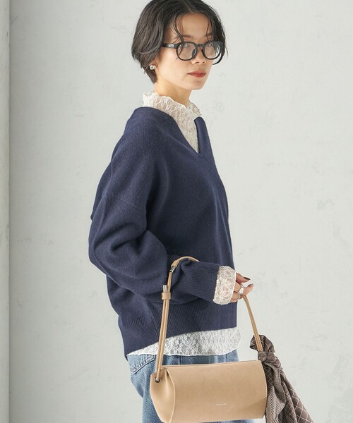 SHIPS(シップス)の「〈手洗い可能〉ウール カシミヤ V ネック プルオーバー(ニット/セーター・レディース・ブラウン/ネイビー/グレー/クリーム・ONE SIZE)」の13枚目の写真