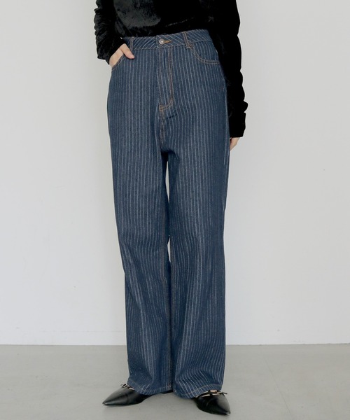 cheriella(シェリエラ)の「【cheriella】ヴィンテージライクストライプストレートデニム VINTAGE-LIKE STRIPE STRAIGHT DENIM(デニムパンツ・レディース・ブルー/インディゴブルー・M/S)」の2枚目の写真