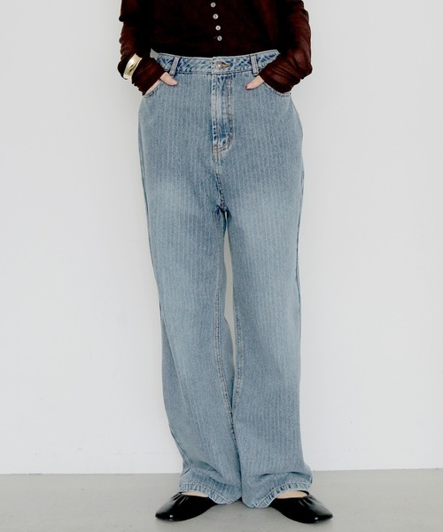cheriella(シェリエラ)の「【cheriella】ヴィンテージライクストライプストレートデニム VINTAGE-LIKE STRIPE STRAIGHT DENIM(デニムパンツ・レディース・ブルー/インディゴブルー・M/S)」の1枚目の写真