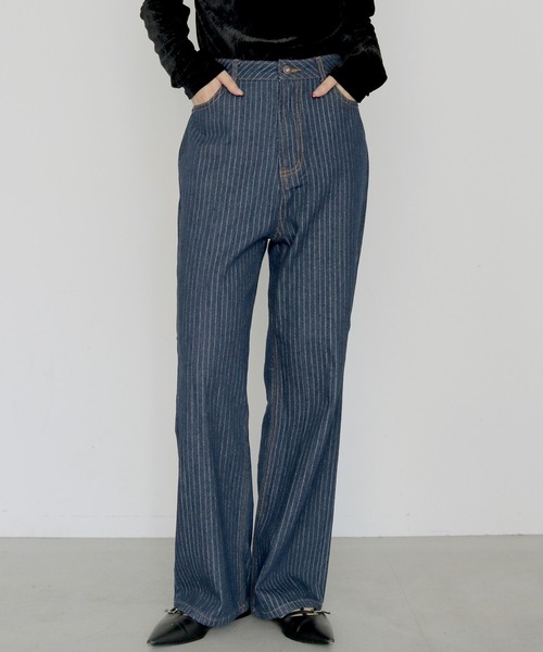 cheriella(シェリエラ)の「【cheriella】ヴィンテージライクストライプストレートデニム VINTAGE-LIKE STRIPE STRAIGHT DENIM(デニムパンツ・レディース・ブルー/インディゴブルー・M/S)」の3枚目の写真