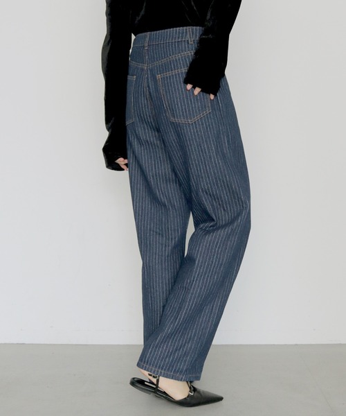 cheriella(シェリエラ)の「【cheriella】ヴィンテージライクストライプストレートデニム VINTAGE-LIKE STRIPE STRAIGHT DENIM(デニムパンツ・レディース・ブルー/インディゴブルー・M/S)」の10枚目の写真