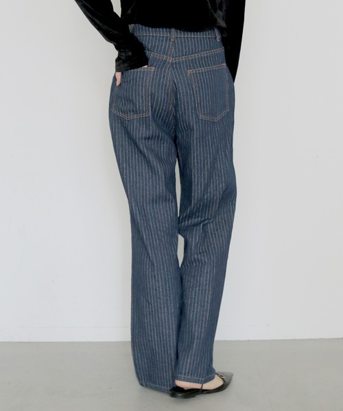 cheriella(シェリエラ)の「【cheriella】ヴィンテージライクストライプストレートデニム VINTAGE-LIKE STRIPE STRAIGHT DENIM(デニムパンツ・レディース・ブルー/インディゴブルー・M/S)」の15枚目の写真