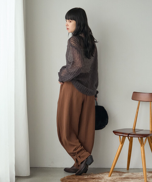 FREAK'S STORE(フリークスストア)の「とろみバルーンパンツ/ジョーゼット バルーンパンツ(その他パンツ・レディース・キャメル/ブラック/ワインレッド・フリ-)」の6枚目の写真