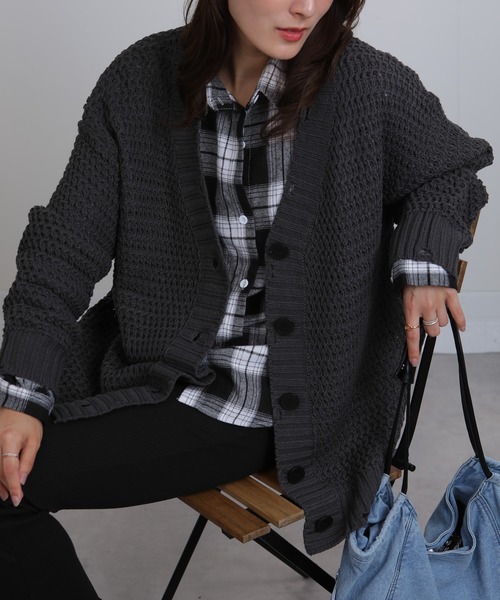 Seop(セオピ)の「オーバーシルエットビッグサイズVネック ニットカーディガン(カーディガン/ボレロ・レディース・ワインレッド/ベージュ/ブラウン/グレー/ブラック・M)」の13枚目の写真