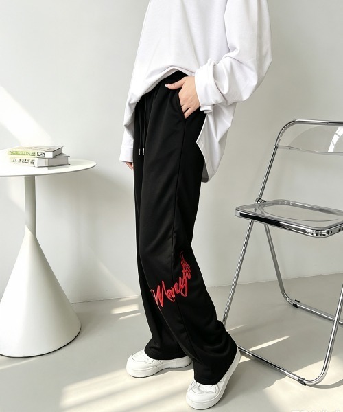 Miniministore(ミニミニストア)の「スウェットパンツプリントロゴボトムス脚長(スウェットパンツ・レディース・ライトグレー/ブラック/アイボリー・FREE)」の9枚目の写真