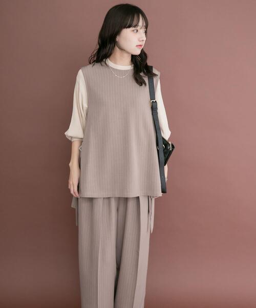 ITEMS URBANRESEARCH(アイテムズ アーバンリサーチ)の「ピンストライプベストパンツセット(セットアップ・レディース・ベージュ/チャコールグレー・FREE)」の20枚目の写真