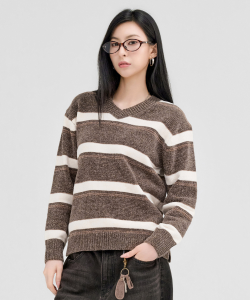 CHASECULT(チェイスカルト)の「レディース Vネック ストライプ セーター-FFRG5275D08(ニット/セーター・レディース・ブラウン・85/90)」の2枚目の写真