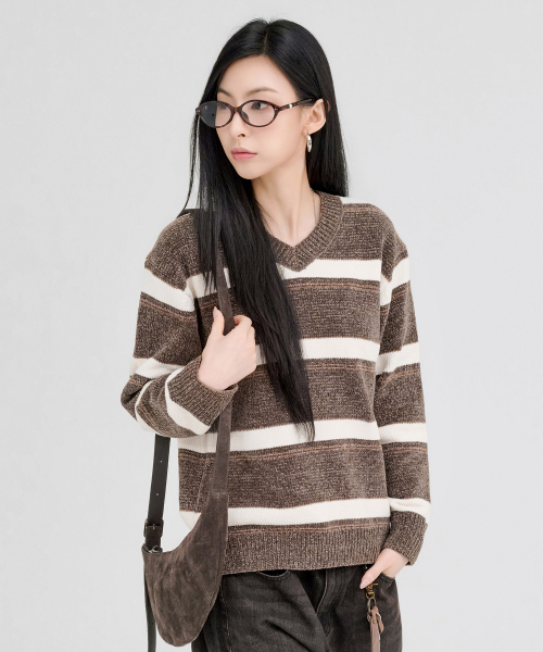 CHASECULT(チェイスカルト)の「レディース Vネック ストライプ セーター-FFRG5275D08(ニット/セーター・レディース・ブラウン・85/90)」の5枚目の写真