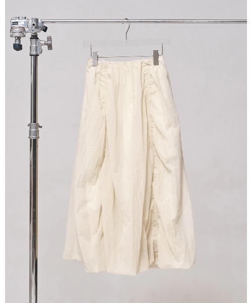 TODAYFUL（トゥデイフル）の「Nylon Ripstop Skirt（スカート・レディース・インディゴブルー/アイボリー/セージグリーン・36inch/38inch）」の13枚目の写真